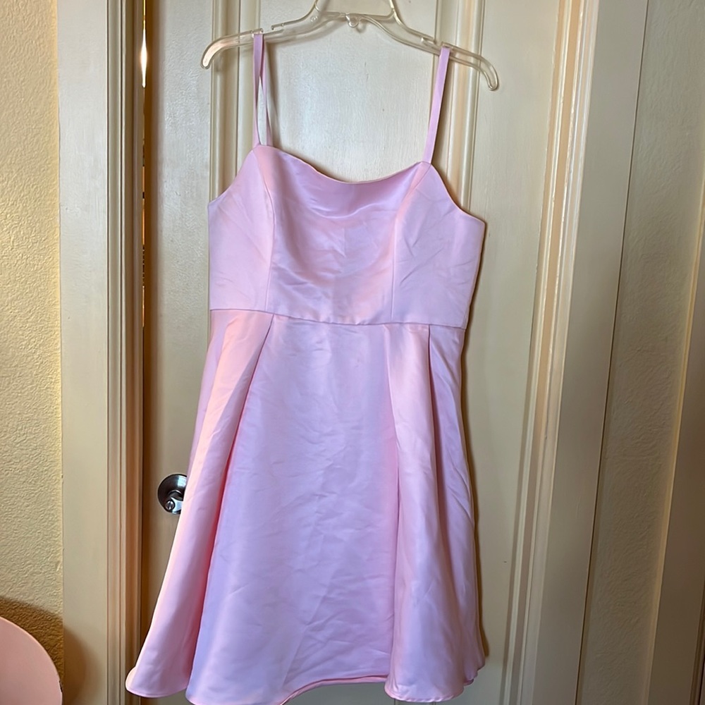 Formal/cocktail/prom/bridesmaid fit&flair knee length elegant satin